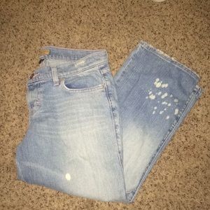 Distressed Tommy Capris